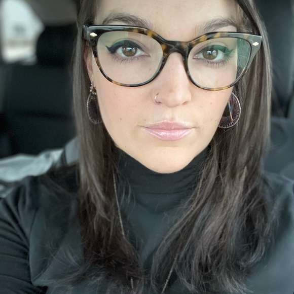 Meet your Posher, Posh - Picture 1 of 1